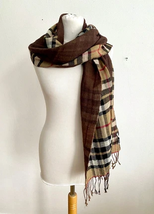 100% Wollen sjaal met klassieke ruitpatroon, merk: Cotton Belt, staat: Heel goed, € 18,00, € 19,60 inclusief Kopersbescherming