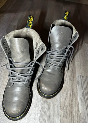 Dr. Martens Boots 1460 Pascal en cuir Taille 38 16 trous kaki Clair/Gris, marca: Dr. Martens, estado: Muito bom, tamanho: 38, €70.00, €74.20 inclui Proteção do Comprador