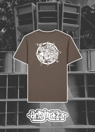 Teeshirt speaker box, marque: artajna23, état: Neuf sans étiquette, taille: L, 26,00 €, 28,00 € Protection acheteurs (Pro) incluse