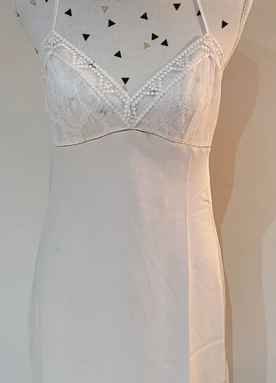 Nuisette satin Pasionata by Chantelle M neuve, marque: Chantelle, état: Neuf avec étiquette, taille: M / 38 / 10, 10,50 €, 11,73 € Protection acheteurs incluse