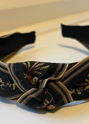 One size ladies embroidered ribbon hairband, condition: New with tags, size: One size, £4.95, £5.90 includes Buyer Protection