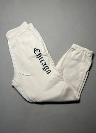 Jogging beige Chicago, condizioni: Ottime, taglia: M, €5.00, €5.95 include la Protezione acquisti