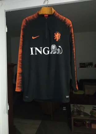 Maillot de foot Nike de la fédération des Pays-Bas, marque: Nike, état: Très bon état, taille: XL, 28,00 €, 30,10 € Protection acheteurs incluse