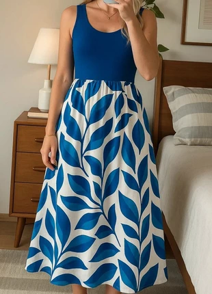 Robe midi sans manches bleu & blanc à imprimé feuillage, condition: Very good, size: S / 36 / 8, €29.00, €31.15 includes Buyer Protection