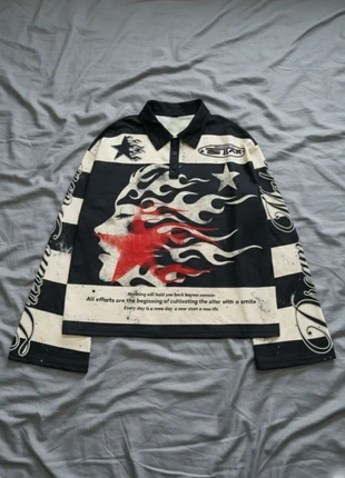 T-shirt polo noir & crème graphic flammes visage étoile style streetwear Y2K, brand: Vintage Dressing, condition: Very good, size: L, €44.99, €47.94 includes Buyer Protection