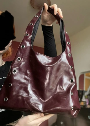 Burgundy studs lakleer bag, marque: OOTD, état: Très bon état, 5,99 €, 6,99 € Protection acheteurs incluse
