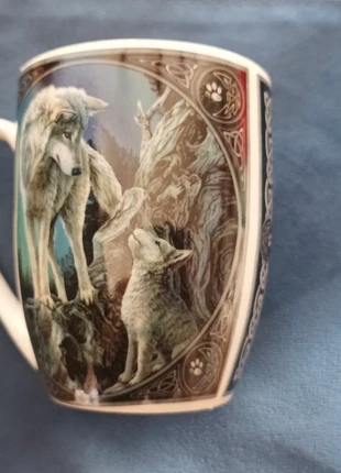 Mug en porcelaine neuf avec sa boîte Loups celtiques, brand: Puckator, condition: New, €6.50, €7.53 includes Buyer Protection