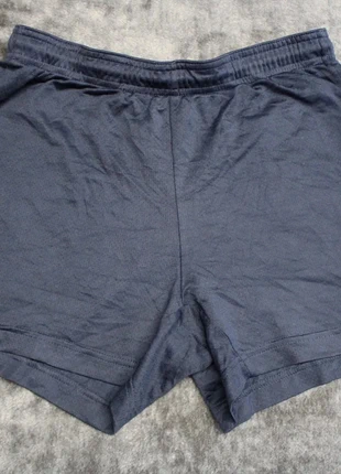 Short Dri-Fit Nike Taille XS, marque: Nike, état: Très bon état, taille: XS / 34 / 6, 14,00 €, 15,40 € Protection acheteurs (Pro) incluse