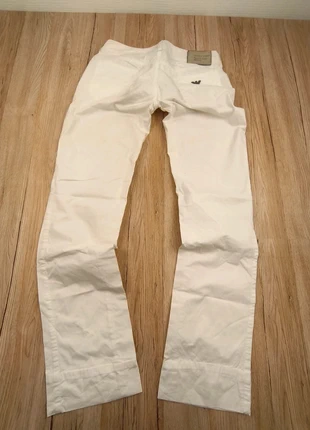 Pantalon Armani Jeans – Femme – Taille 27 – Blanc cassé – Coton stretch, merk: Emporio Armani, staat: Heel goed, maat: S / 36 / 8, € 35,00, € 37,45 inclusief Kopersbescherming