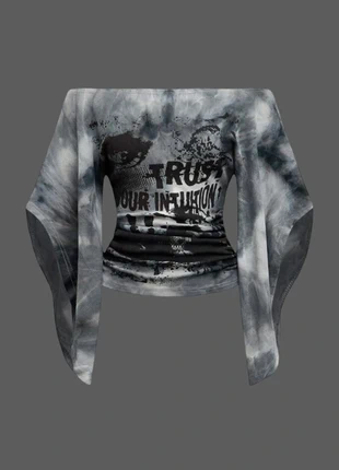 Crop top avec dessin style gothique, marque: Aesthetic, état: Neuf sans étiquette, taille: S / 36 / 8, 29,99 €, 32,19 € Protection acheteurs incluse