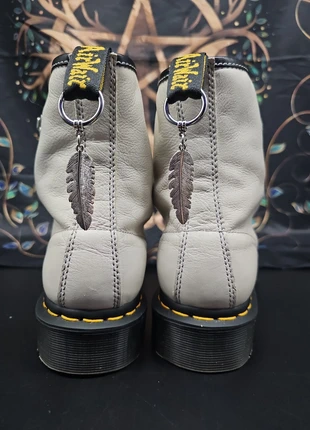 Gothic Floating Feather Shoe Charms – Silver Accessory Set, brand: Accessories, condition: New without tags, £6.00, £7.00 includes Buyer Protection Pro