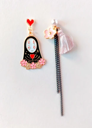 Boucles d'Oreilles Asymétriques "Sans-Visage" (Kaonashi) & Sakura Studio Ghibli🌸, brand: Studio Ghibli, condition: New without tags, €9.00, €10.15 includes Buyer Protection