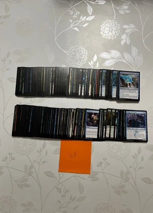 Lot de 200 cartes Magic – français et anglais (communes et peu communes), marque: Magic: The Gathering, état: Très bon état, 4,50 €, 5,43 € Protection acheteurs incluse