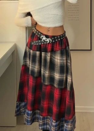 jupe longue à carreaux rouges, noirs et beige, ambiance grunge taille M, brand: Vintage Dressing, condition: Very good, size: M / 38 / 10, €46.90, €49.95 includes Buyer Protection Pro