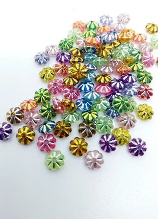 100 perles fleurs acryliques transparentes multicolores et dorées – 6,5 mm, condizioni: Ottime, €1.50, €2.28 include la Protezione acquisti