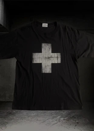 vintage designer emo mall goth 2hollis cross shirt, marca: Local, estado: Muito bom, tamanho: S, €35.00, €37.45 inclui Proteção do Comprador