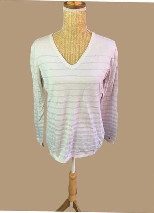Pull Tommy Hilfiger Femme Col en V - Taille L, brand: Tommy Hilfiger, condition: Very good, size: L / 40 / 12, €15.00, €16.45 includes Buyer Protection Pro