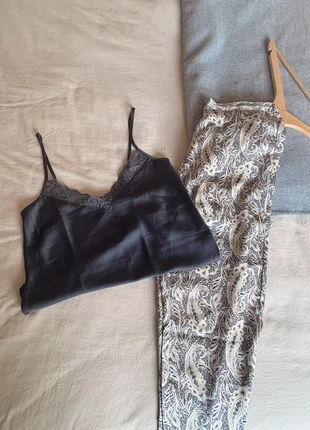 Ensemble de Pijama satin, marque: Etam, état: Très bon état, taille: M / 38 / 10, 7,00 €, 8,05 € Protection acheteurs incluse