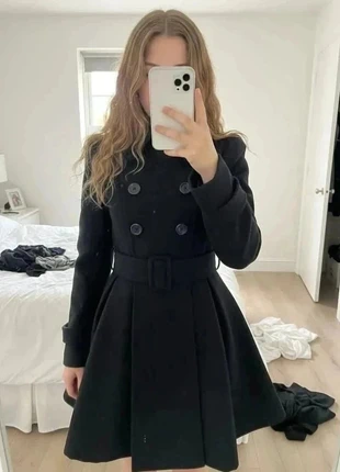 manteau noir croisé cintré à jupe évasée #083, marque: Garnison Gothique, état: Très bon état, taille: M / 38 / 10, 119,99 €, 126,69 € Protection acheteurs incluse