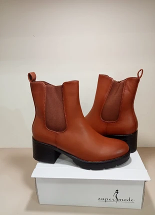 Bota Nova Super Mode 38, brand: Super Mode, condizioni: Nuovo con cartellino, taglia: 38, €15.00, €16.45 include la Protezione acquisti