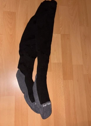 Chaussettes Uhlsport noires foot longues 41-44, marque: Uhlsport, état: Très bon état, 2,00 €, 2,80 € Protection acheteurs incluse