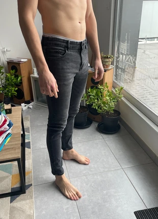 Jeans Pull&Bear, marque: Pull & Bear, état: Très bon état, taille: W30 | FR 40, 8,00 €, 9,10 € Protection acheteurs incluse