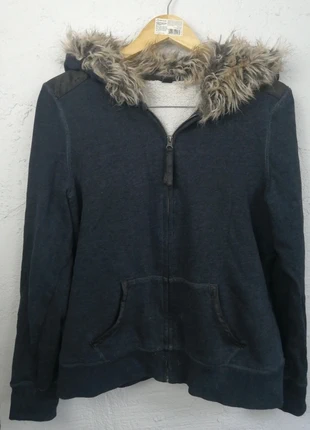 Sweat fullzip doublé moumoute taille 42, marque: Pimkie, état: Bon état, taille: XL / 42 / 14, 2,00 €, 2,80 € Protection acheteurs incluse