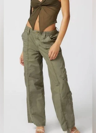 low rise cargo pants, brand: BDG, condition: Very good, size: S / 36 / 8, €25.00, €26.95 includes Buyer Protection