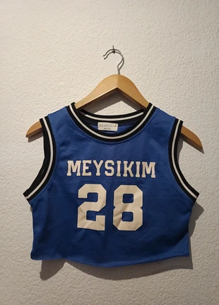 Crop top estilo camiseta de baloncesto azul con número 28, marque: meysikim, état: Neuf sans étiquette, taille: S / 36 / 8, 7,00 €, 8,05 € Protection acheteurs incluse