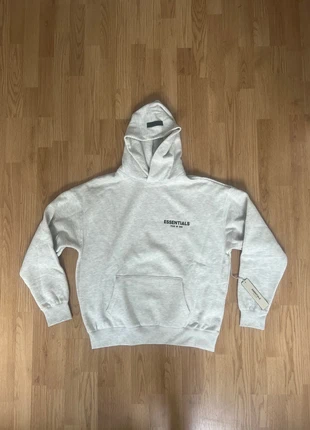 Essentials trui (valt als maat M), merk: Essentials, staat: Nieuw zonder prijskaartje, maat: S, € 49,99, € 53,19 inclusief Kopersbescherming