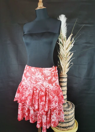 Jupe à volants rouge et blanche de marque 3 suisses Taille 36 TBE, marque: 3 Suisses, état: Très bon état, taille: S / 36 / 8, 3,00 €, 3,85 € Protection acheteurs (Pro) incluse