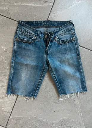 Pantaloncini Levi’s come nuovi 🔥, marque: Levi Strauss & Co., état: Neuf sans étiquette, taille: M / 38 / 10, 5,99 €, 6,99 € Protection acheteurs incluse