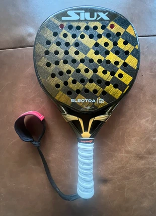 Electra pro st4, padel racket, marque: Siux, état: Très bon état, 135,00 €, 142,45 € Protection acheteurs incluse