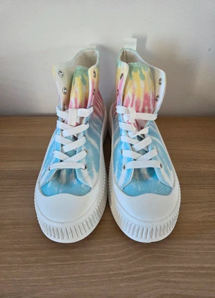 Chaussures à lacets hautes sans marque de taille 39, staat: Nieuw zonder prijskaartje, maat: 39, € 7,00, € 8,05 inclusief Kopersbescherming