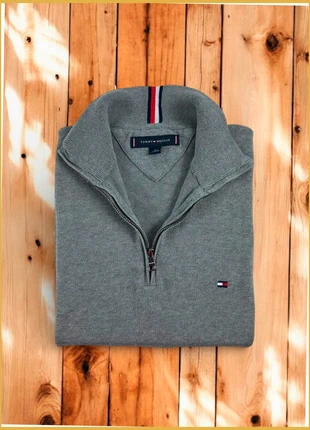 Pull 1/4 Zip, Halfzip Tommy Hilfiger Gris / Col camionneur / Logo brodé / Taille S Homme, brand: Tommy Hilfiger, condizioni: Ottime, taglia: S, €35.00, €37.45 include la Protezione acquisti Pro