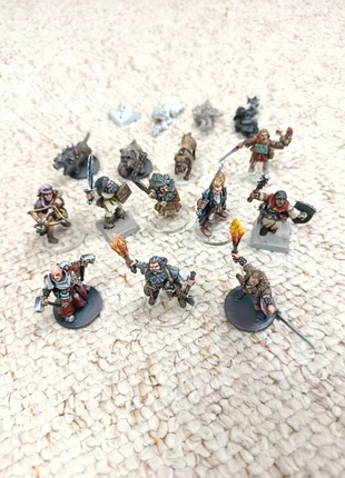 Lot Figurines Mordheim | Répurgateurs, marke: Games Workshop, zustand: Sehr gut, 80,00 €, 84,70 € inklusive Vinted-Käuferschutz