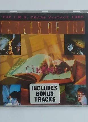 Cd R.E.M. - Reconstruction Of The Fables, The I.R.S. Years, staat: Heel goed, € 3,95, € 4,85 inclusief Kopersbescherming