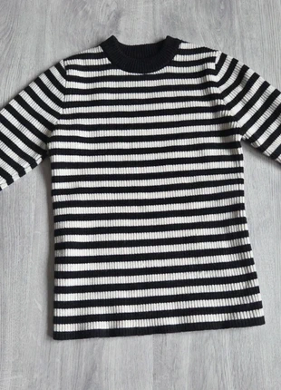 Pull lignés - 12 ans, marque: Tendance, état: Très bon état, taille: 12 ans / 152 cm, 4,00 €, 4,90 € Protection acheteurs incluse