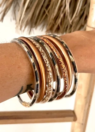 Lot 🐆 7 bracelets 🤎 imprimé animal 🦒 style jonc bouddhiste, zustand: Sehr gut, 9,00 €, 10,15 € beinhaltet Vinted-Käuferschutz Pro