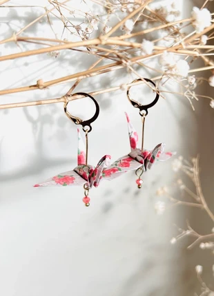 Origami crane earrings with glass beads (Kraanvogel), brand: OrigamiStyle, condizioni: Nuovo senza cartellino, €8.50, €9.63 include la Protezione acquisti Pro