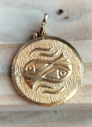 Vintage French C1970's Gold plated Pisces pendant, brand: Pices pendant, condition: Very good, £8.99, £10.14 includes Buyer Protection