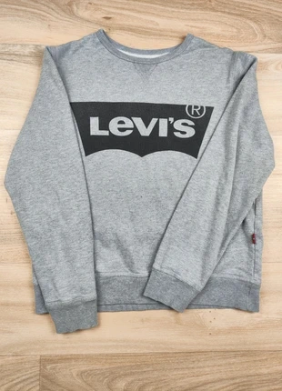 Sweat vintage, Y2K, Levi’s, gris logo noir batwing, idéal XS femme ou S ajusté homme ou 14 ans, brand: Levi's, condition: Very good, size: S, €13.00, €14.35 includes Buyer Protection