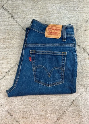 Jean Levi’s Femme Marine W30 (FR40) | 550 Relaxed Bootcut | Très Bon État | LLP530, brand: Levi's, condition: Very good, size: L / 40 / 12, €18.60, €20.23 includes Buyer Protection Pro
