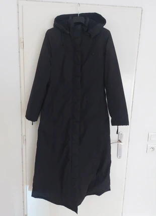 Manteau long doudoune H&M 36, marque: H&M, état: Très bon état, taille: S / 36 / 8, 40,00 €, 42,70 € Protection acheteurs incluse