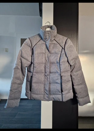 Gewatteerde grijze jas Costes, merk: Costes, staat: Heel goed, maat: S / 36 / 8, € 5,00, € 5,95 inclusief Kopersbescherming