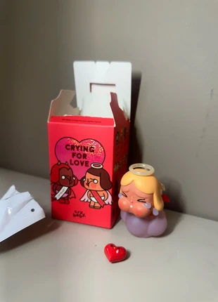 Crybaby Crying for love stupid cupid, merk: POPMART, staat: Nieuw zonder prijskaartje, maat: Universeel, € 10,00, € 11,20 inclusief Kopersbescherming