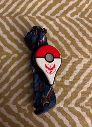 Bracelet Pokemon Go plus, brand: Pokémon, condition: Good, €30.00, €32.20 includes Buyer Protection