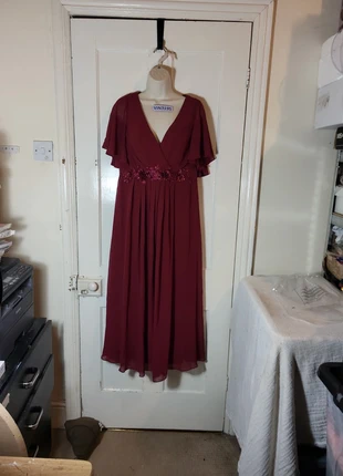 ever pretty womens burgandy embroidered flower chiffron dress uk16, brand: Ever Pretty, condition: New with tags, size: XXL / 16, £10.00, £11.20 includes Buyer Protection