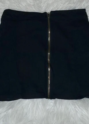 Forever 21 Black Full-Zip Skirt – Size Medium, brand: Forever 21, condition: Good, size: M / UK 12-14, £4.53, £5.46 includes Buyer Protection