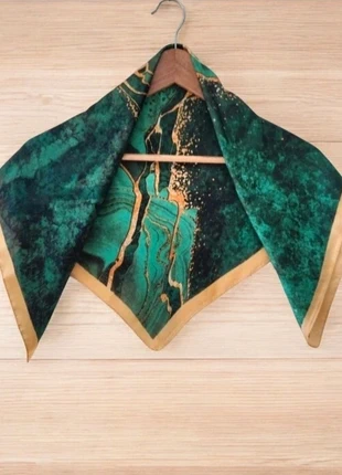 Foulard élégant émeraude, état: Très bon état, 7,90 €, 9,00 € Protection acheteurs incluse